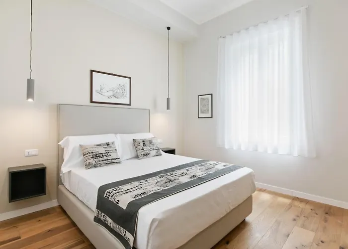 Guesthost - Nothotel Luxury Guest House
